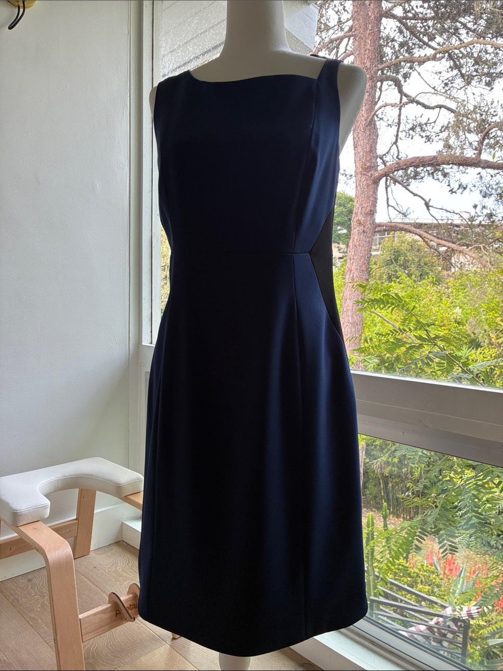 Elie Tahari Midnight Navy Square-Neck Sheath Dress